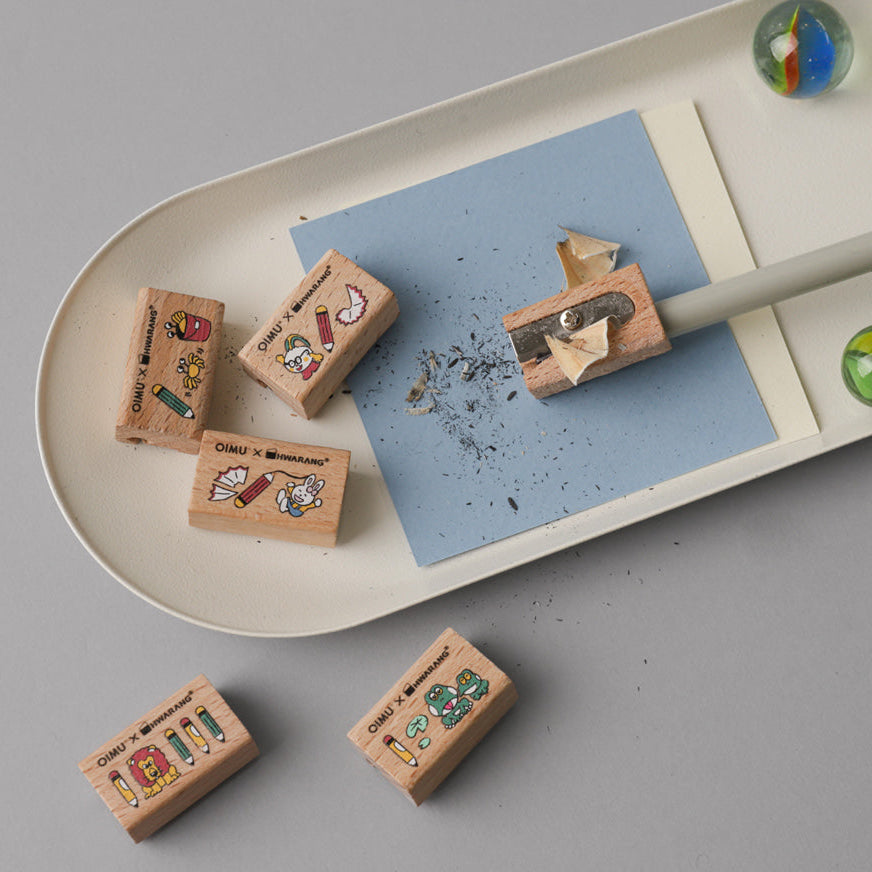 Wooden Pencil Sharpener in Lion - detail view