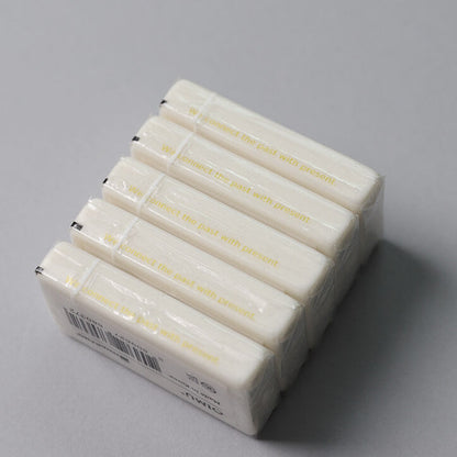OIMU Kkureogi Eraser in Pastel Brown - detail view 14
