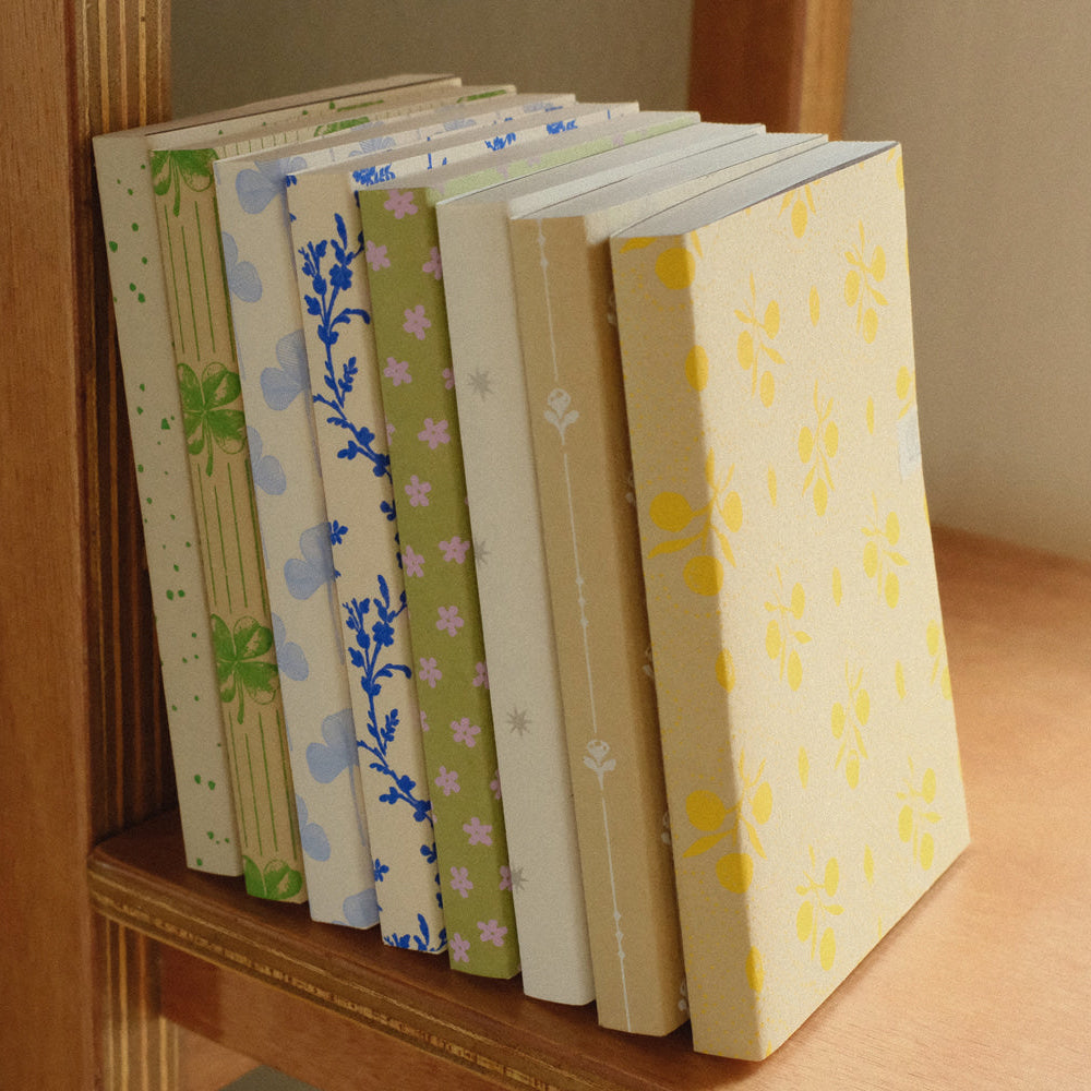 Paper Cover Jacket Set in Three Leaf Clover - detail view 7